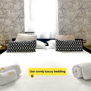 Yellow Butterfly House Holiday Hébergement de vacances Rome